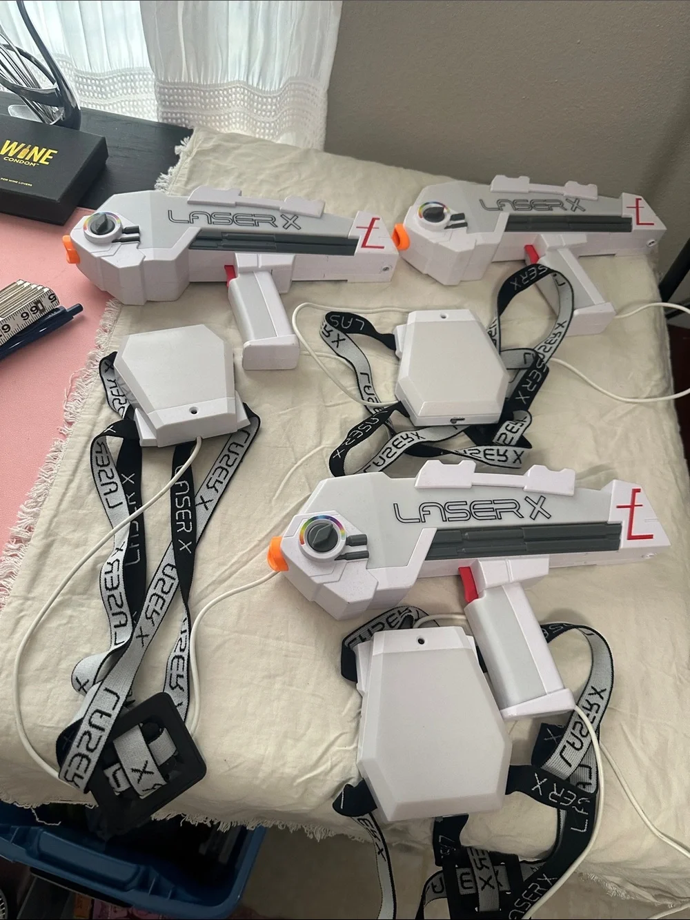 3 Pack White Laser Tag Blasters with light up Vests excellent condition.